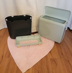 Gold trimmed Trash Can with Lid